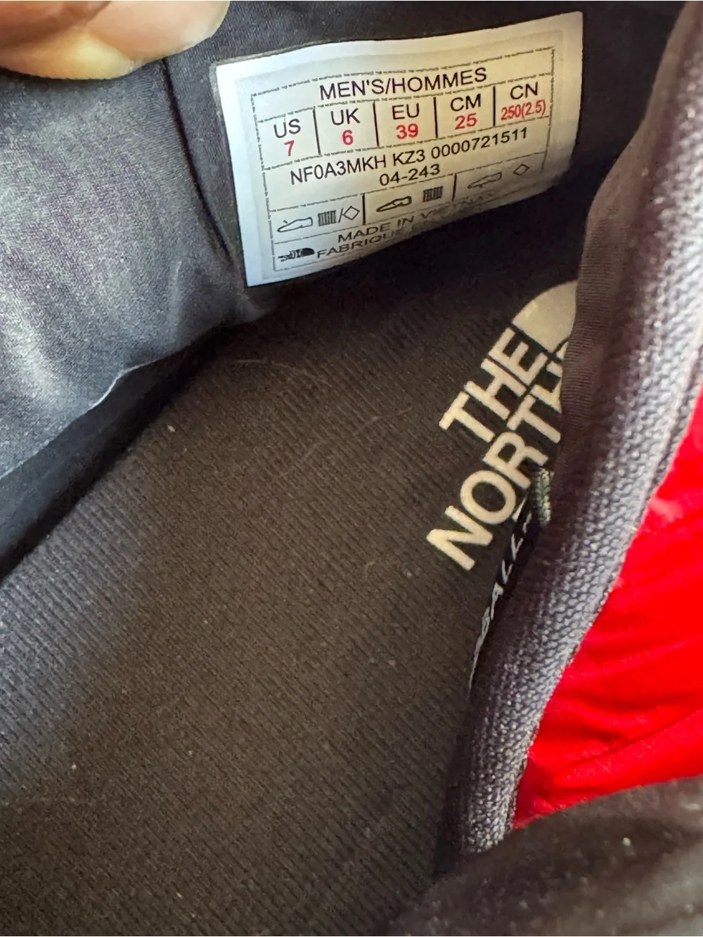 The North Face ThermoBall Traction Booties in Red/Black Puffer Mens Size 7